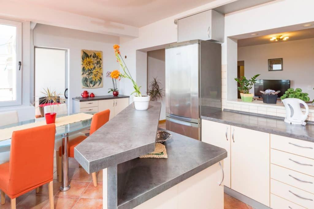 Jelka- Center Of Apartament Hvar Town