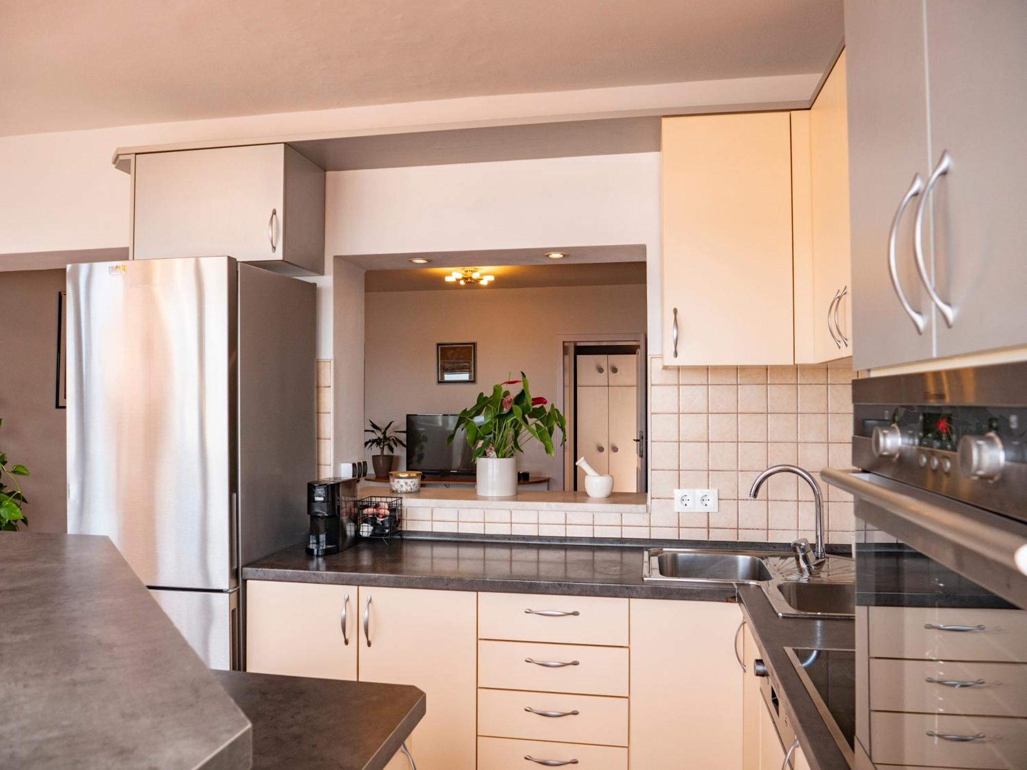 Jelka- Center Of Apartament Hvar Town